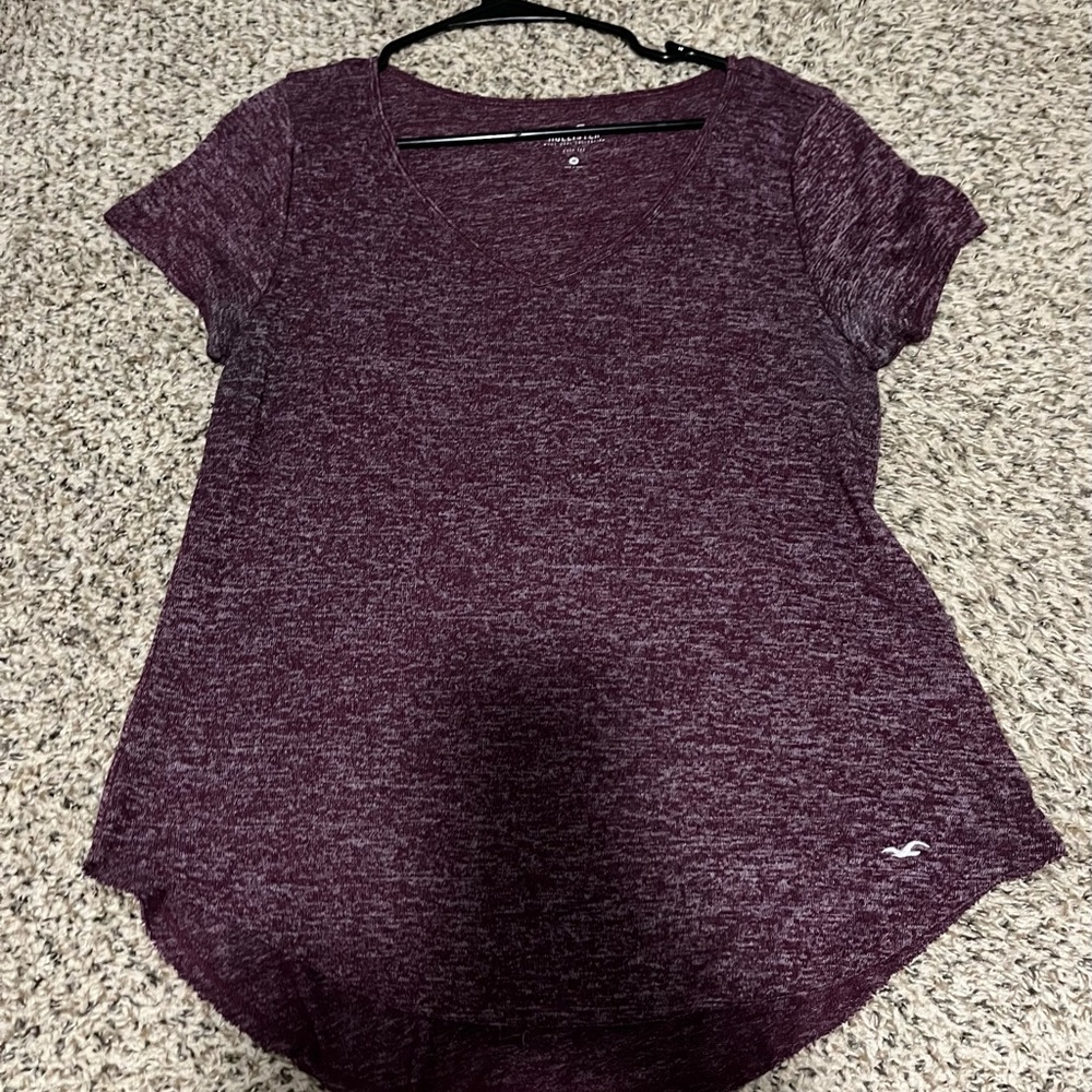Hollister Burgundy short sleeve